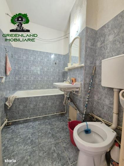 Apartament cu 2 camere decomandat în Podu Roș