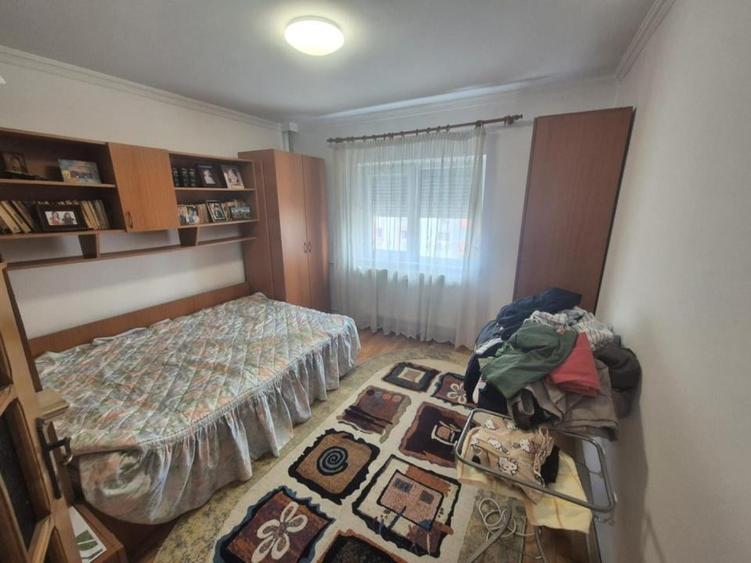 Apartament cu 3 camere în 13 Septembrie