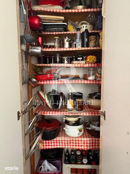 Apartament cu 4 camere decomandat în Dacia