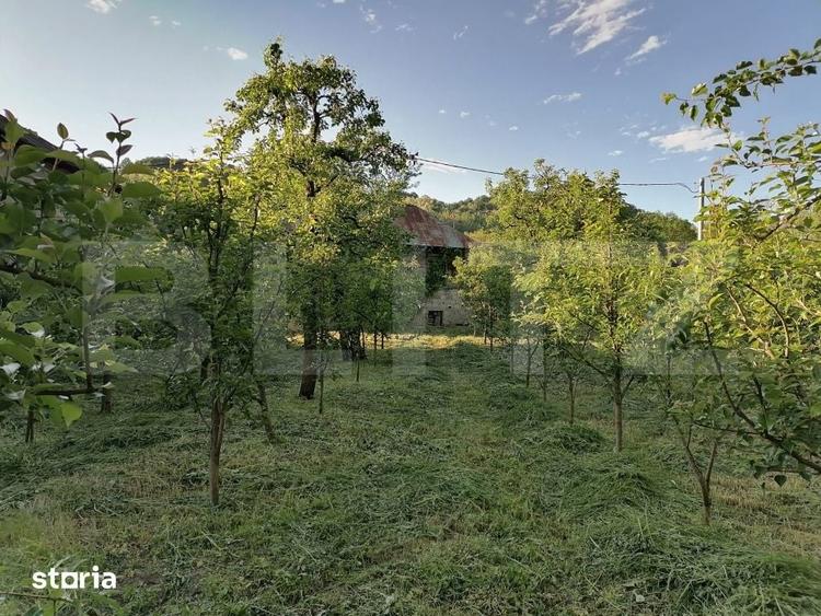 Casă cu 2 camere cu Teren 1000 Mp în Voinești