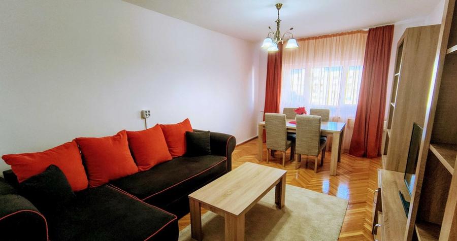 Apartament cu 4 camere decomandat, mobilat în Aviatorilor