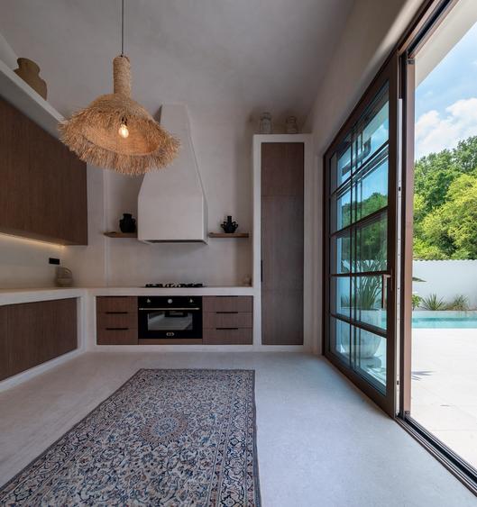 Casă individuală cu 5 camere cu Piscina în Gruiu