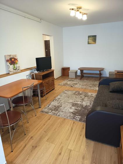 Inchiriez apartament 2 DORMITOARE SI UN LIVING in Tudor - 8