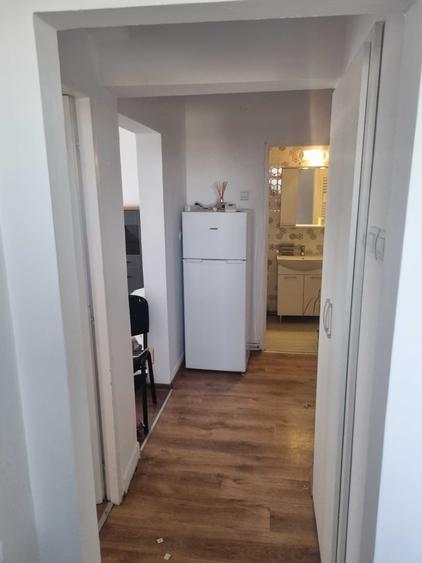 Apartament cu 2 camere decomandat în Podgoria