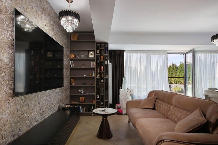 Apartament cu 4 camere nedecomandat, mobilat în Floreasca