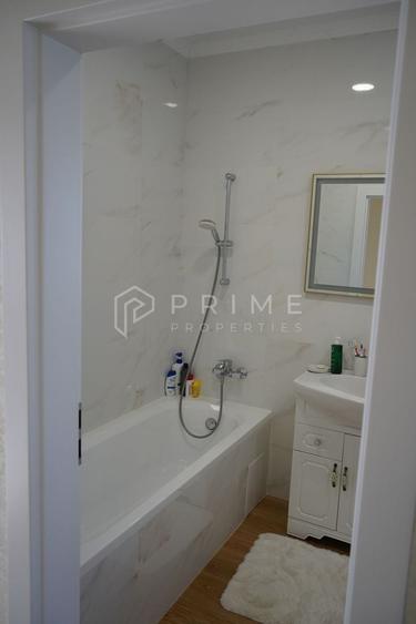 Duplex cu 3 camere cu Canalizare în Livezeni