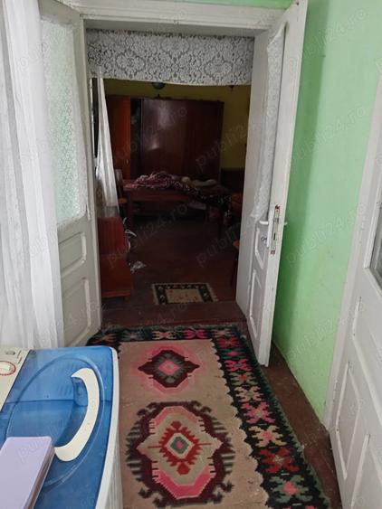 Casă cu 4 camere cu Teren 2200 Mp în Brăești