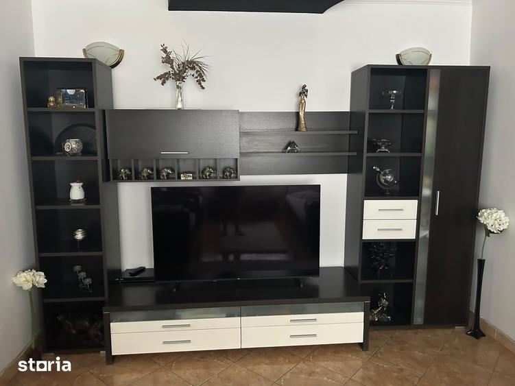 Apartament cu 3 camere decomandat în Dristor