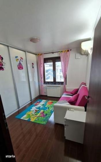Apartament cu 3 camere, mobilat în Berceni