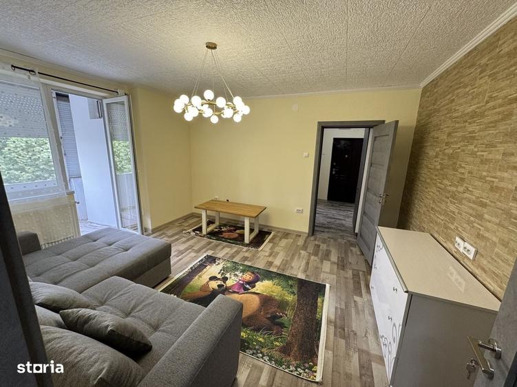 Apartament cu 2 camere în Micro 15