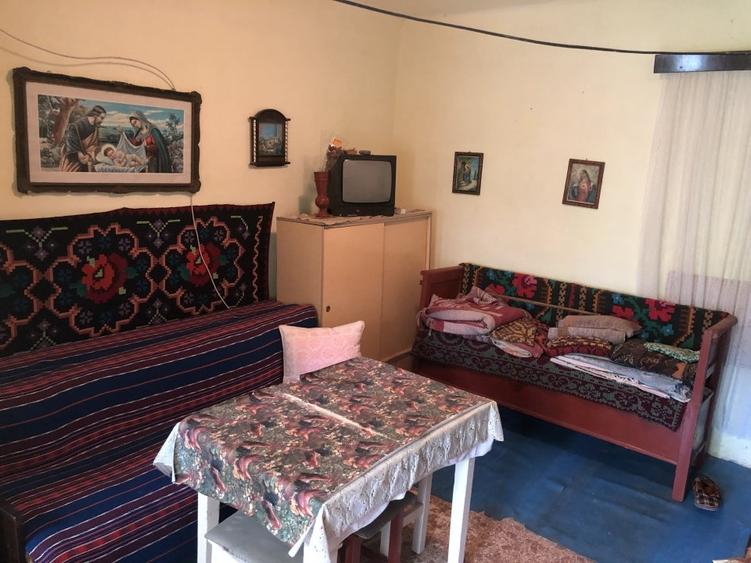Casă individuală cu 2 camere cu Teren 1350 Mp în Râciu
