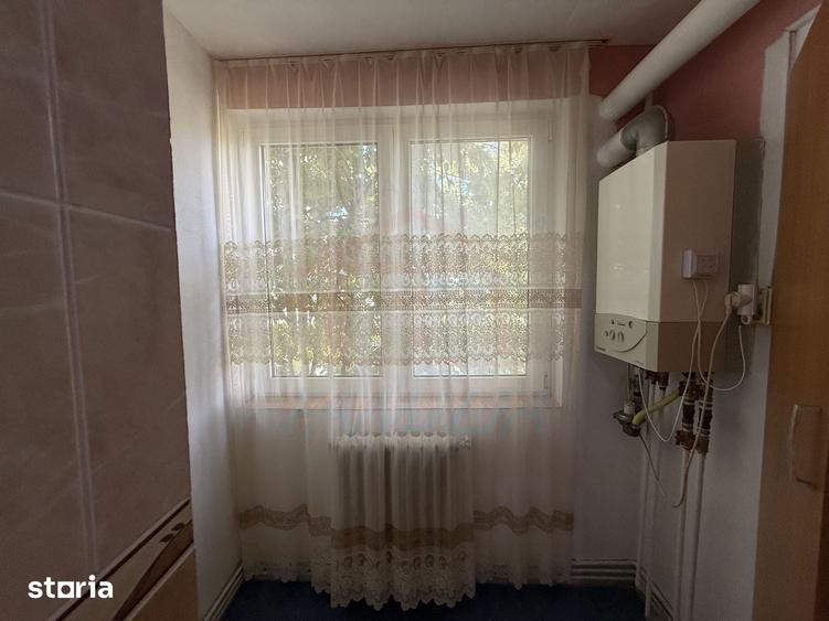Apartament cu 2 camere în Micro 20
