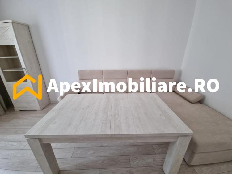 Apartament cu 2 camere decomandat, mobilat în Regie