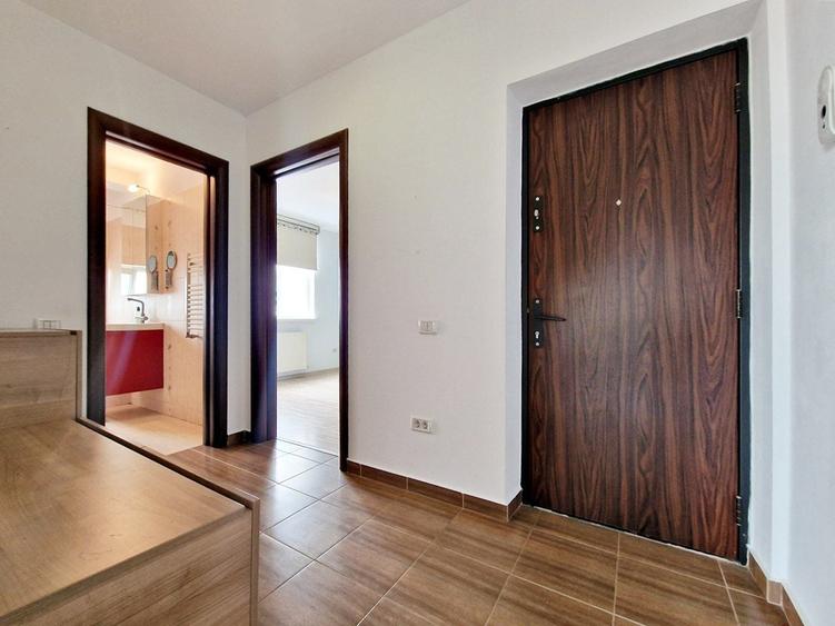 Apartament cu 2 camere decomandat, mobilat în Brâncoveanu