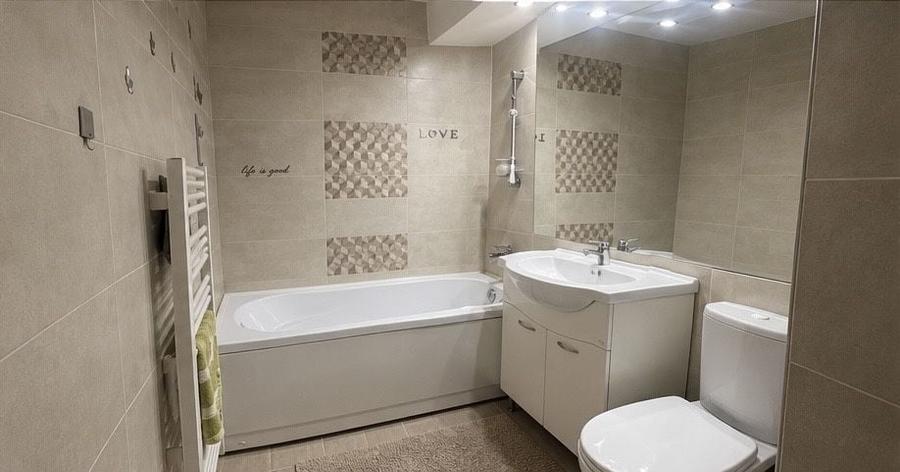 Apartament cu 2 camere în Micro 6