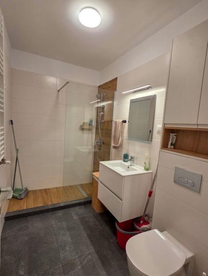 Apartament cu 2 camere semidecomandat în Drumul Taberei