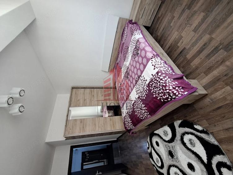 Apartament cu 3 camere decomandat în Olteniței