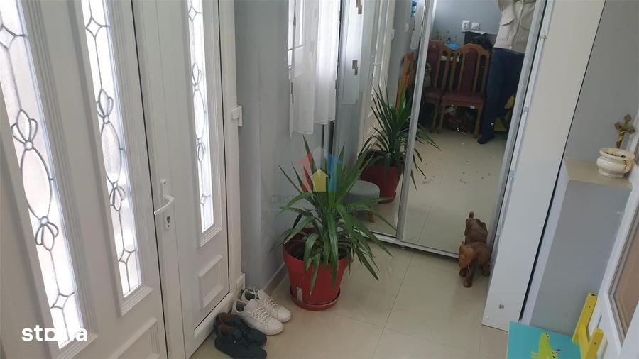 Casă cu 2 camere cu Teren 150 Mp în Pisc