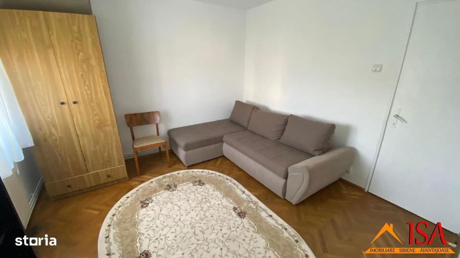 Apartament cu 2 camere decomandat, mobilat în Ultracentral