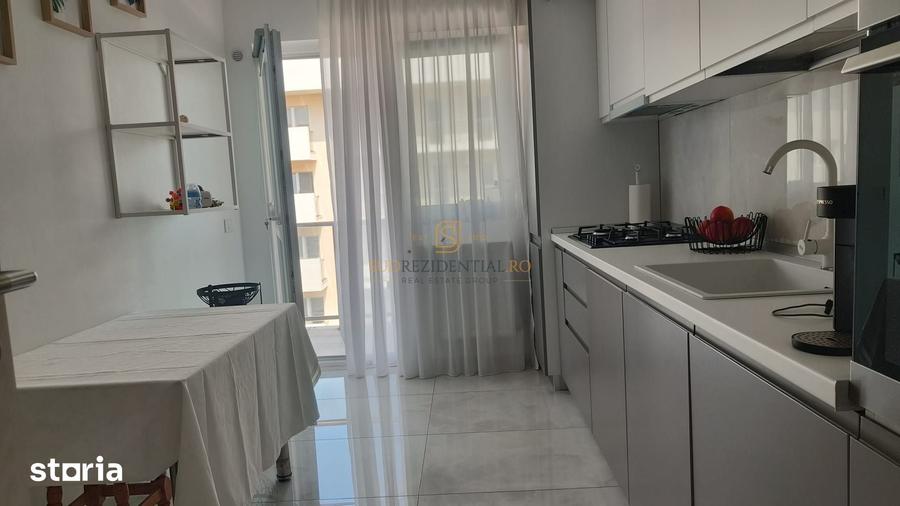 Apartament cu 3 camere decomandat în Central