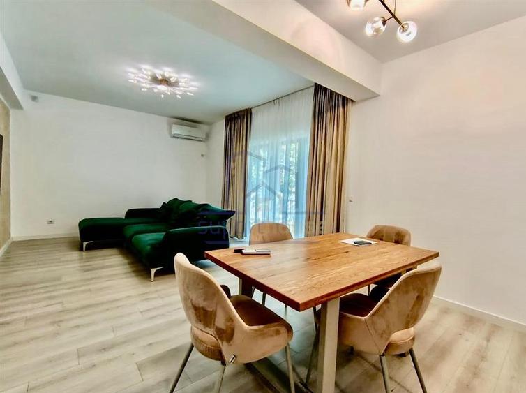 Casă cu 4 camere cu Teren 450 Mp în Albert