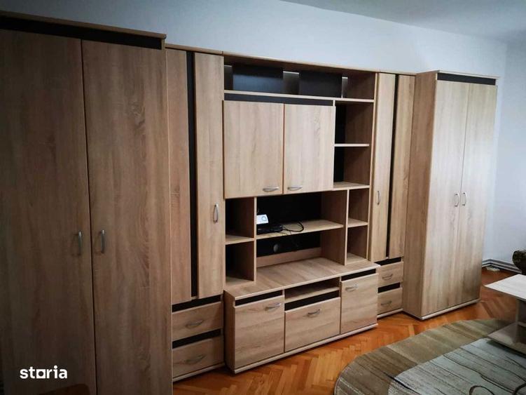 Apartament cu 3 camere decomandat în Ștrand
