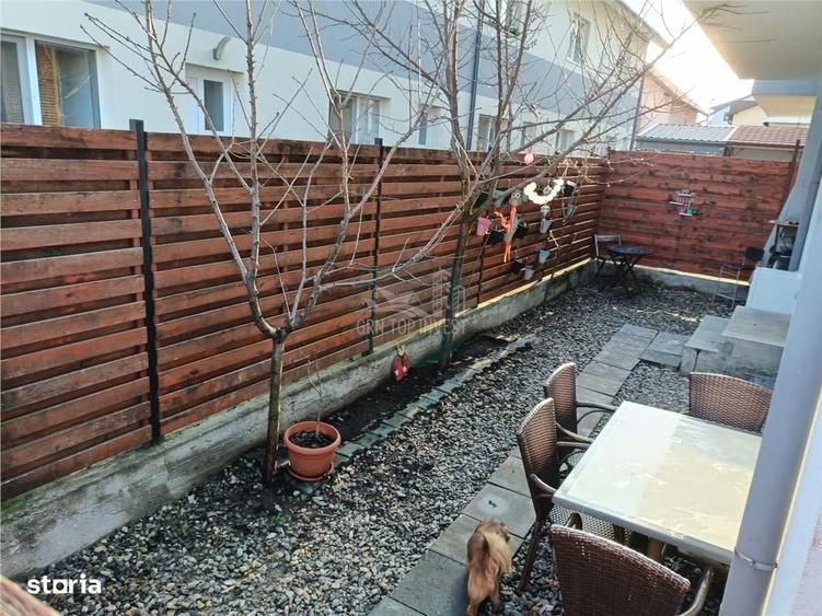 Apartament cu 3 camere, mobilat în Central