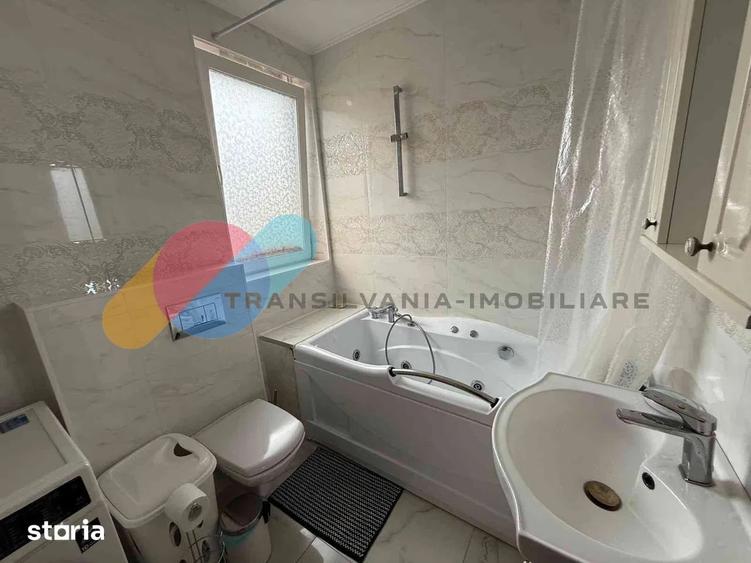 Apartament cu 3 camere semidecomandat, mobilat în Andrei Mureșanu