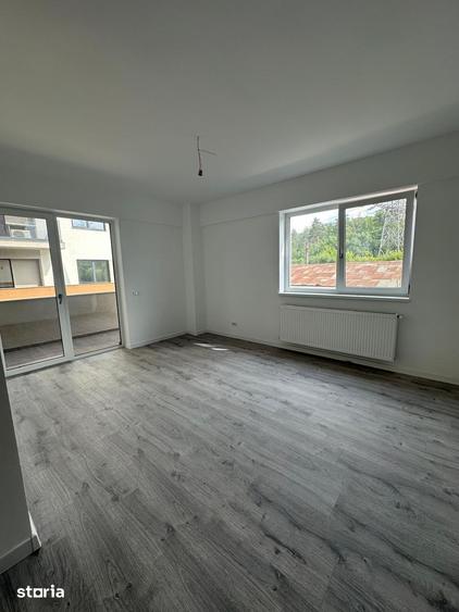 Apartament cu 3 camere decomandat în Frumoasa