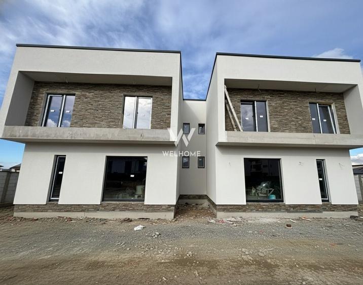 Duplex cu 4 camere cu Canalizare în Șelimbăr
