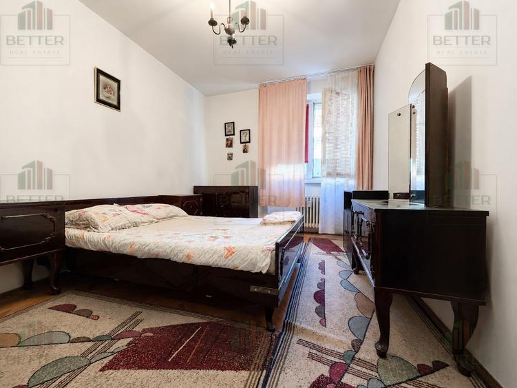 Apartament cu 3 camere semidecomandat în Titan