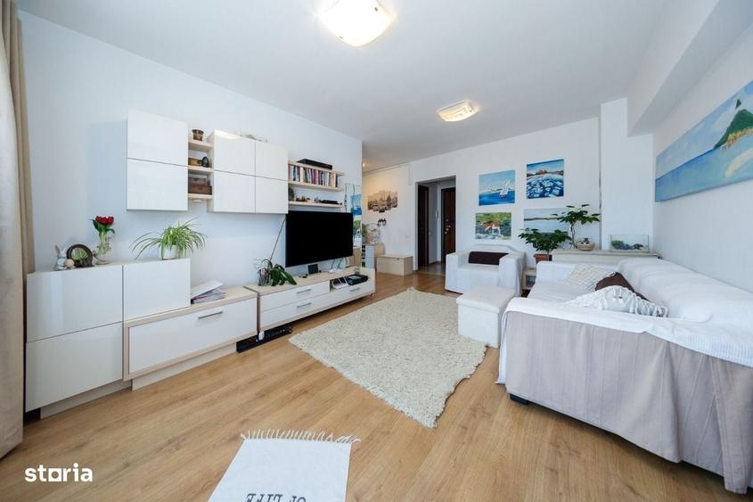 Apartament cu 3 camere semidecomandat în Central