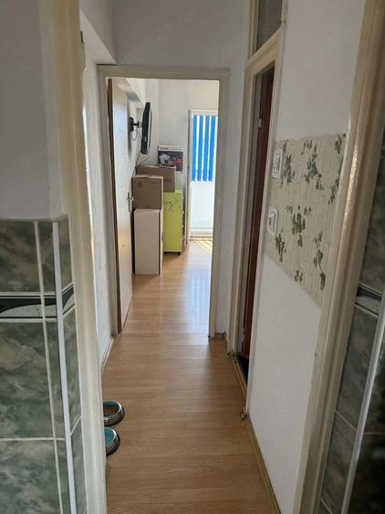 Apartament cu 2 camere decomandat în Triaj
