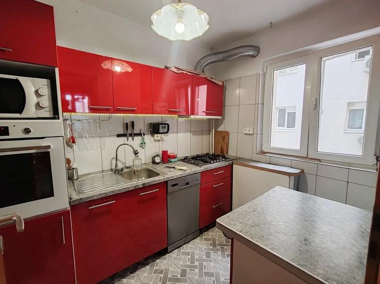Apartament cu 3 camere decomandat în Timișoara