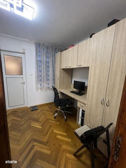 Apartament cu 3 camere semidecomandat în Ultracentral
