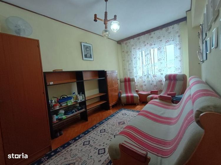 Apartament cu 4 camere în Mănăștur