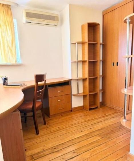Apartament cu 4 camere decomandat în P-ța Unirii
