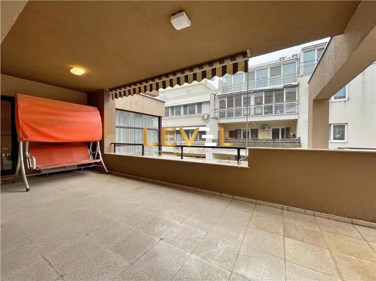 Apartament cu 3 camere decomandat în Herăstrău