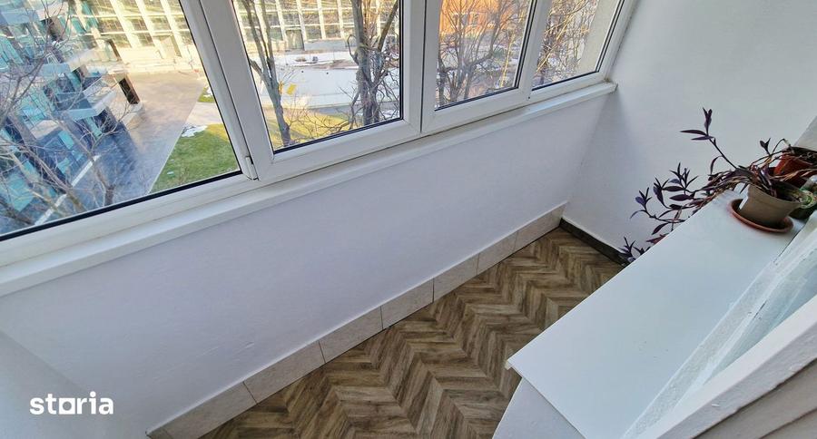 Apartament cu 3 camere decomandat în Floreasca