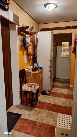 Apartament cu 4 camere în Obor