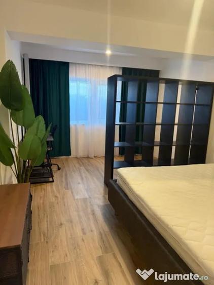Apartament cu 2 camere decomandat în Calea Turzii