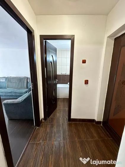 Apartament cu 2 camere decomandat în Vest