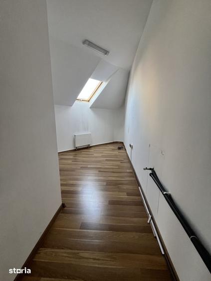 Spațiu comercial, de 230 mp, în Gruia
