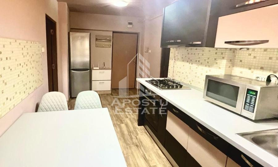Apartament cu 3 camere, zona Podgoria - 8