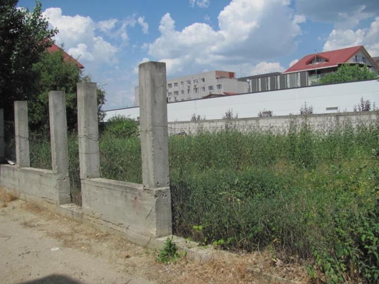Teren Construcții intravilan de 400 mp, în Prelungirea Ghencea