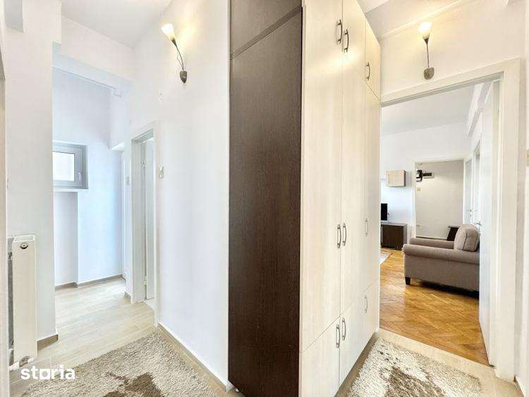 Apartament cu 4 camere, mobilat în Romană