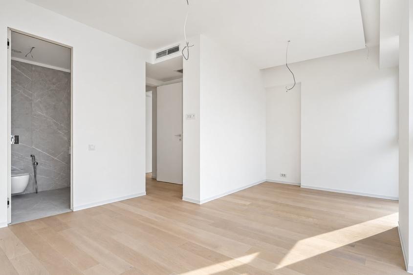 Apartament cu 4 camere în Lacul Tei