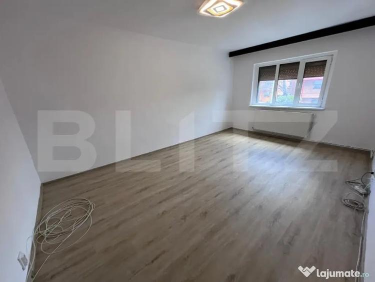 Apartament cu 2 camere decomandat, mobilat în Rovine
