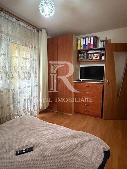 Apartament cu 3 camere decomandat, mobilat în Cantemir