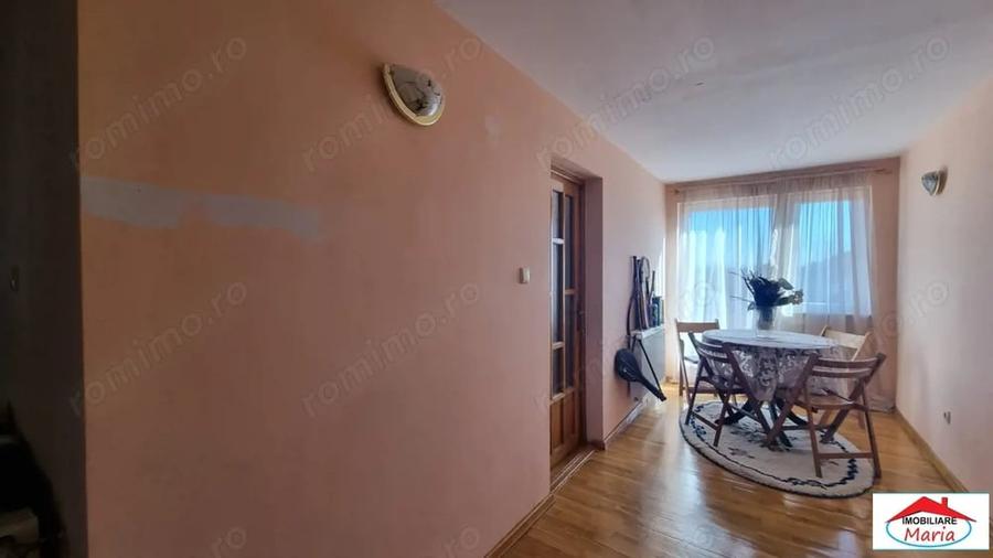 Casă cu 4 camere cu Teren 131 Mp în Păulești